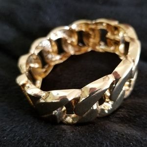 Gold chunky bracelet